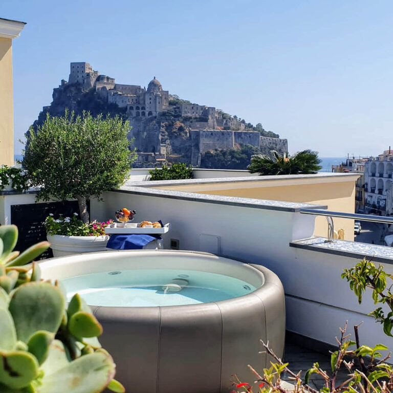 exclusive home ischia
