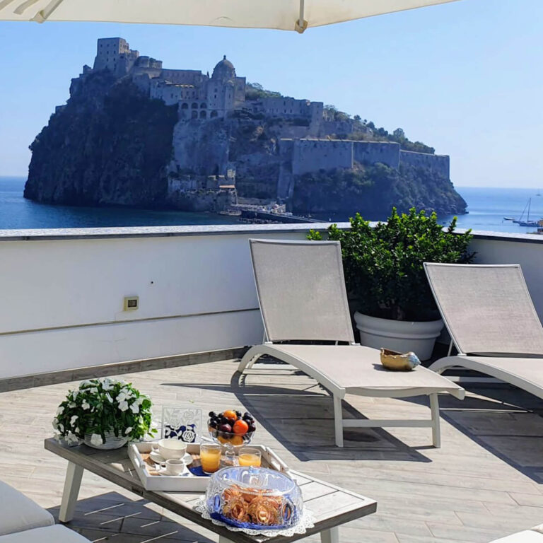 exclusive home ischia